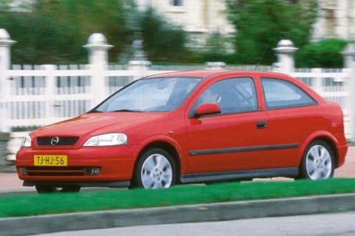 Opel Astra 1.8 16V Club