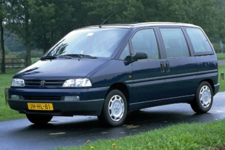 Peugeot 806 SR 2.0