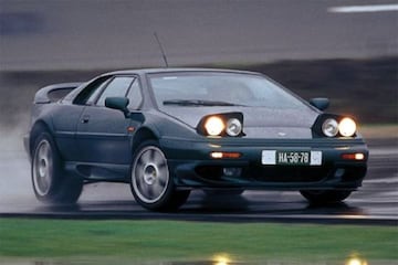 Lotus Esprit V8
