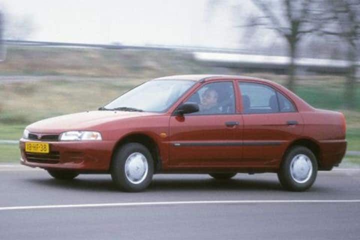 Mitsubishi Lancer 1.3 GL