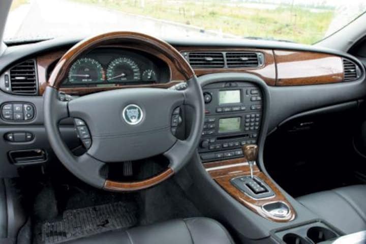 Jaguar S-Type 2.5 V6 Executive