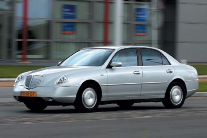 Lancia Thesis 2.0 20V Turbo Emblema