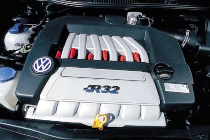 Volkswagen Golf R32