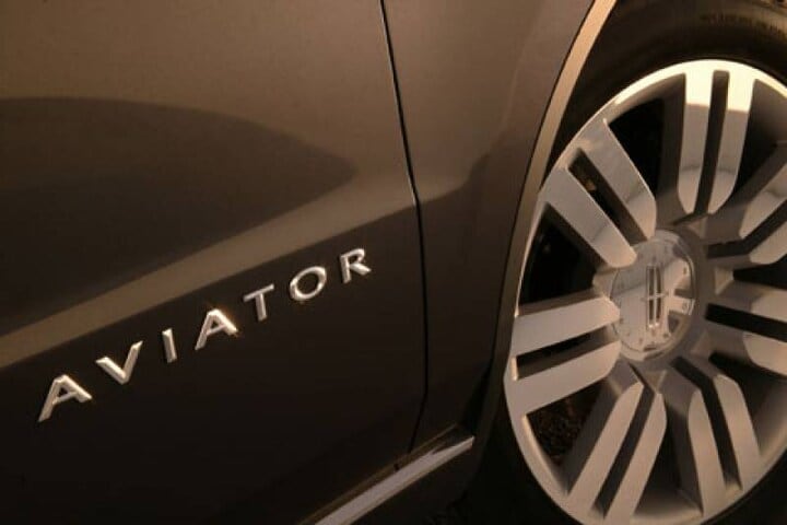Lincoln Aviator