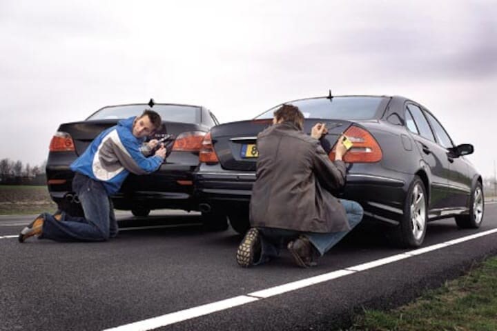 Mercedes E 500 & BMW 545i