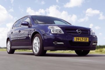 Opel Signum