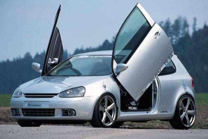 Volkswagen Golf met vleugeldeuren