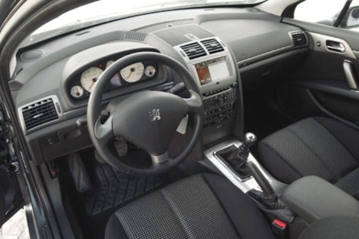 Peugeot 407