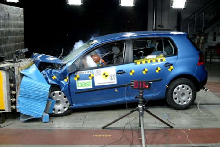Volkwagen Golf EuroNCAP