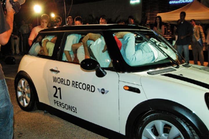 21-persoons Mini