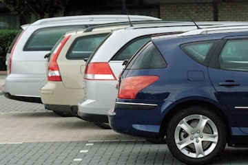 Peugeot vs Citroën vs Opel vs Volvo