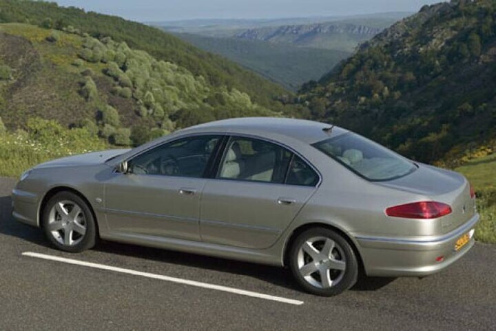 Peugeot 607