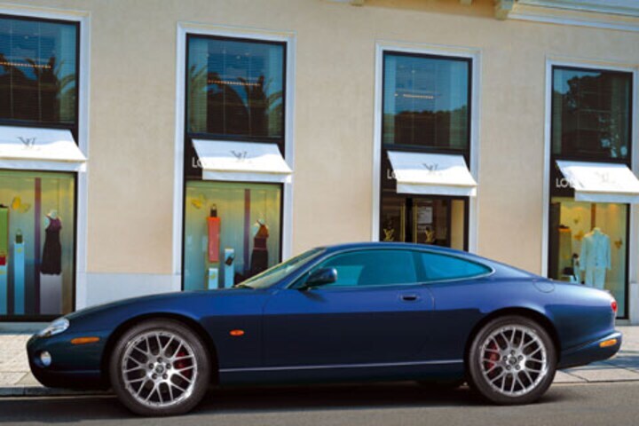 Jaguar XKR-S
