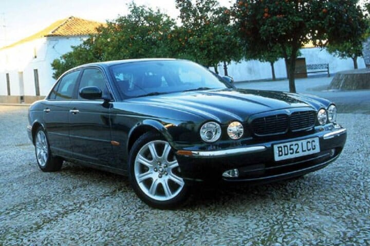 Jaguar XJ