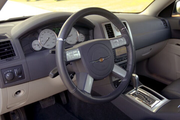 Chrysler 300C SRT8