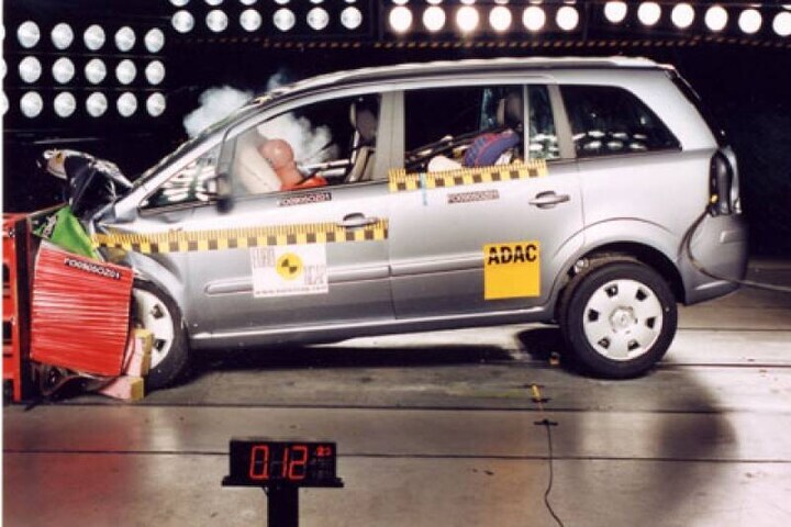 Opel Zafira EuroNCAP