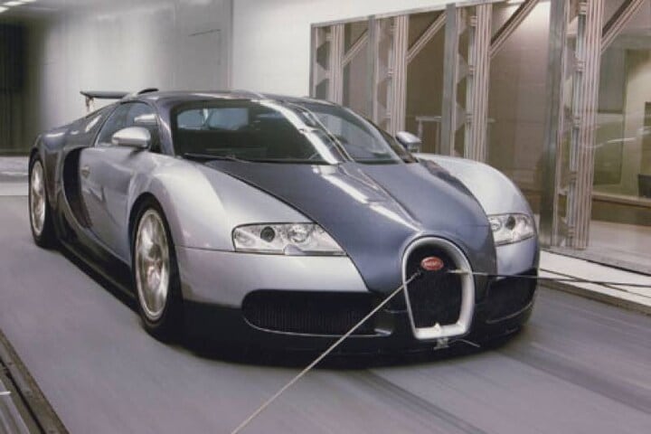 Bugatti Veyron 16.4