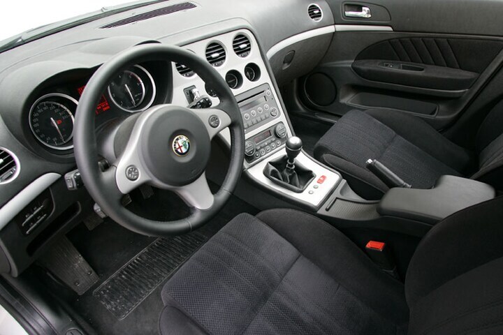 Alfa Romeo 159