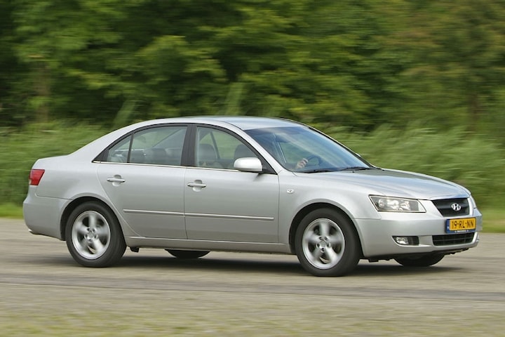 Hyundai Sonata 3.3i V6