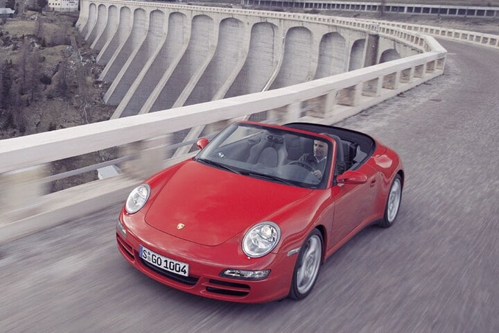 Porsche 911 Carrera 4 cabriolet