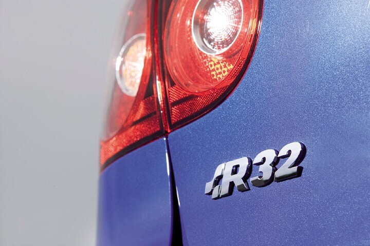 Volkswagen Golf R32