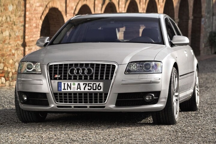 Audi S8