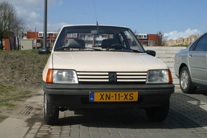 auto van Frank