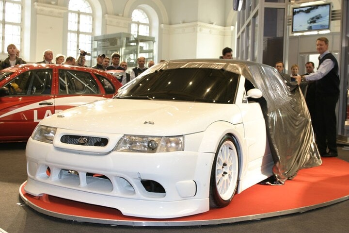 Lada 21106