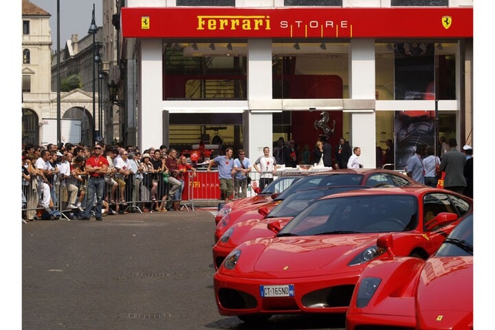 Ferrari Store Milaan