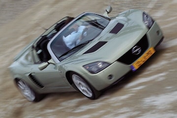 Opel Speedster Turbo