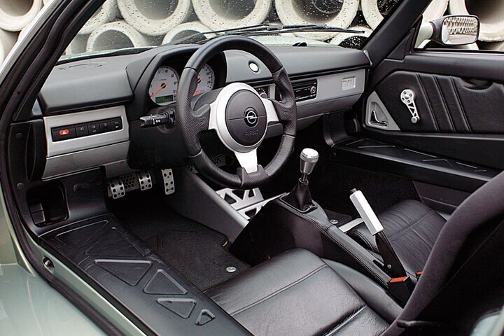Opel Speedster Turbo