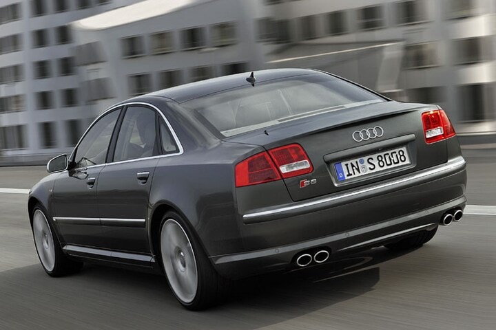 Audi S8