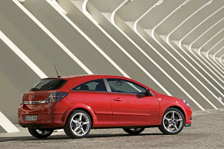 Opel Astra GTC