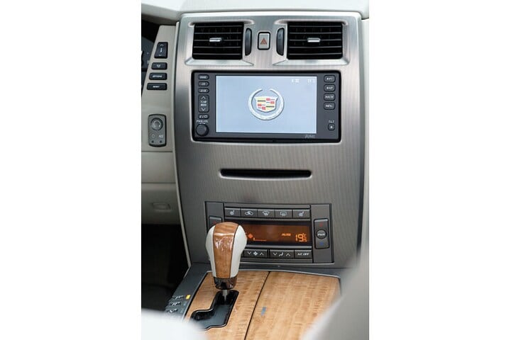 Cadillac XLR