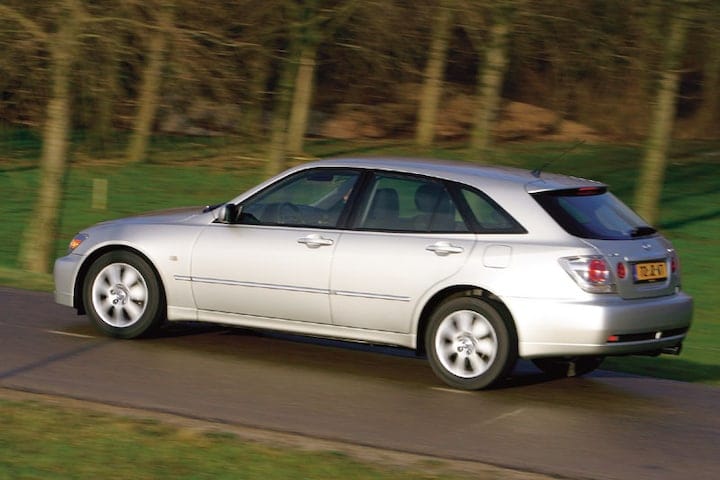 IS 200 SportCross
