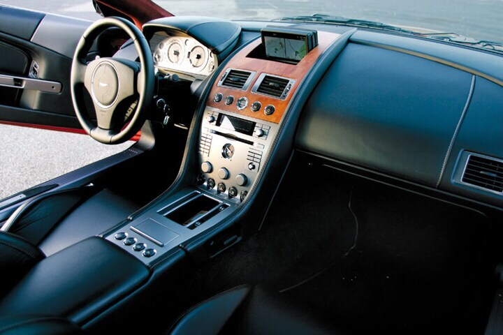 Aston Martin DB9 Vantage