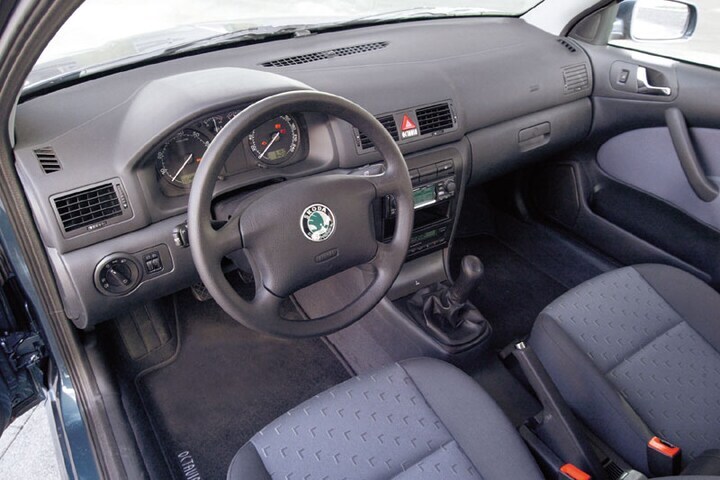 Skoda Octavia Combi 1.6 Ambiente