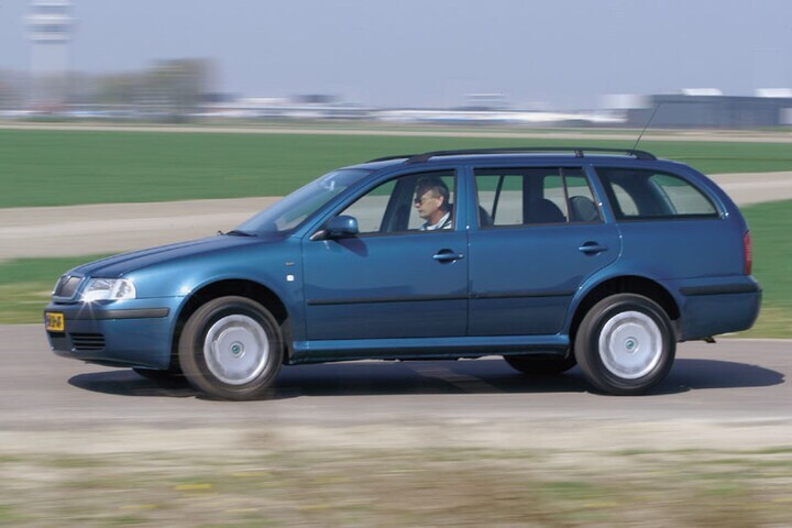 Skoda Octavia Combi 1.6 Ambiente
