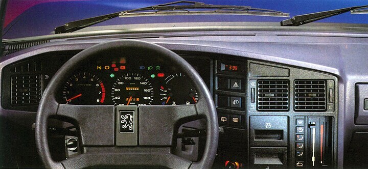 Peugeot 505 - interieur