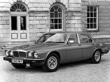 Daimler Double Six