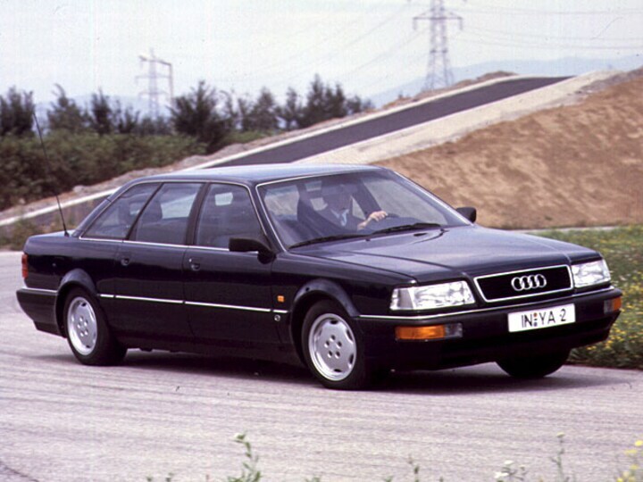 Audi V8