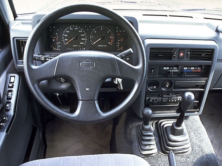 Nissan Patrol Wagon - interieur