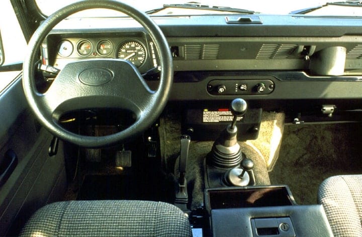 Land Rover Defender 90 - interieur