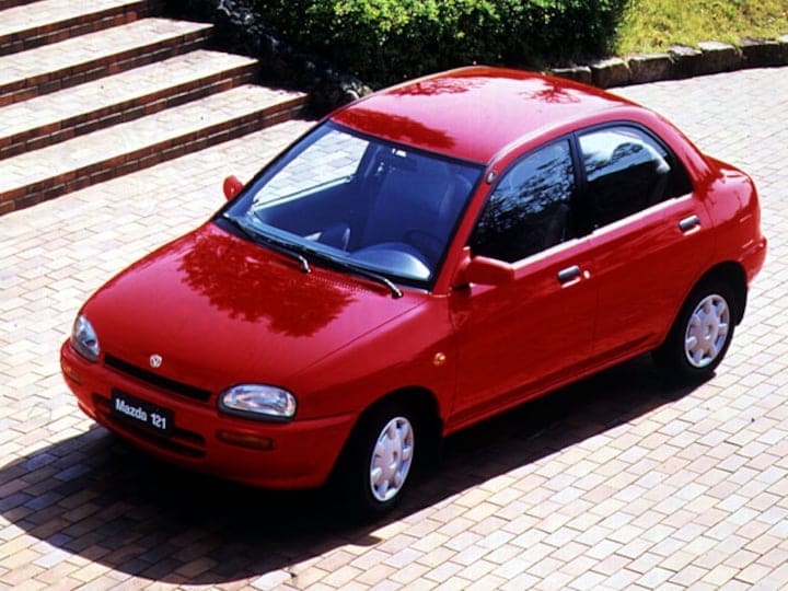 Mazda 121