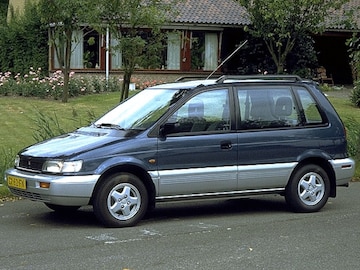 Mitsubishi Space Runner