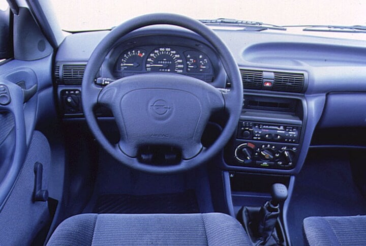 Opel Astra - interieur
