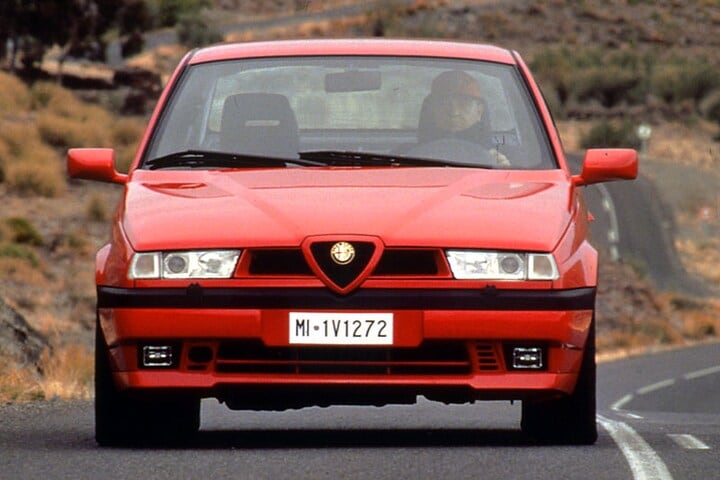 Alfa Romeo 155