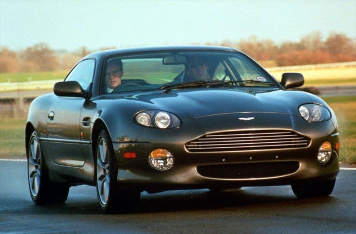 Aston Martin DB7