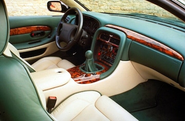 Aston Martin DB7 - interieur