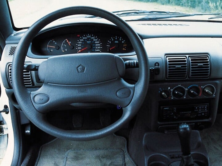 Chrysler Neon - interieur